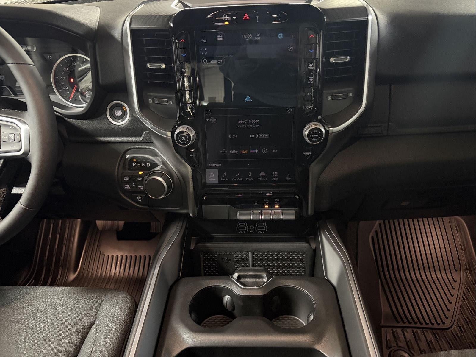 2026 RAM 1500 Lone Star Crew Cab 4x4 5'7' Box
