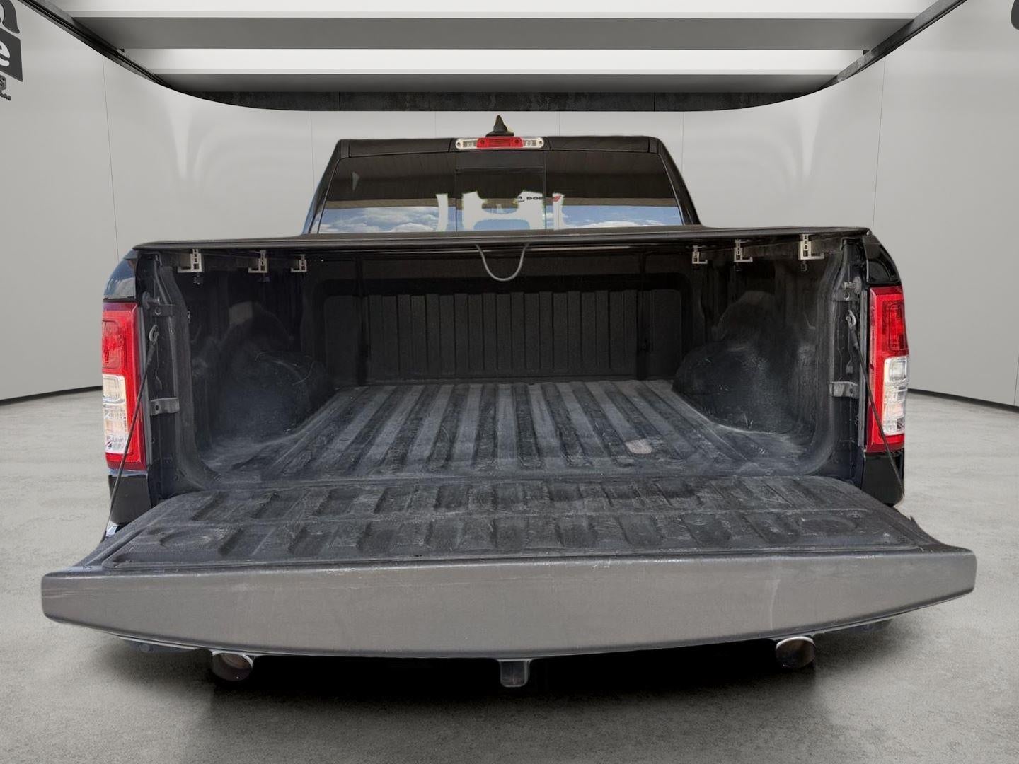 2021 RAM 1500 Big Horn Crew Cab 4x4 5'7' Box
