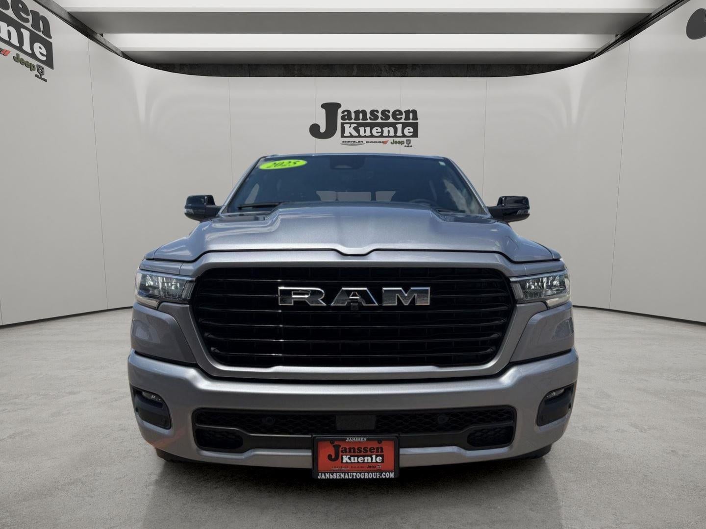 2025 RAM 1500 Laramie Crew Cab 4x4 5'7' Box