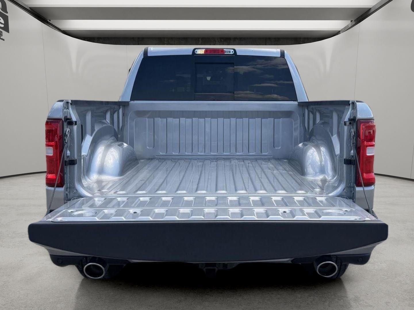 2025 RAM 1500 Laramie Crew Cab 4x4 5'7' Box