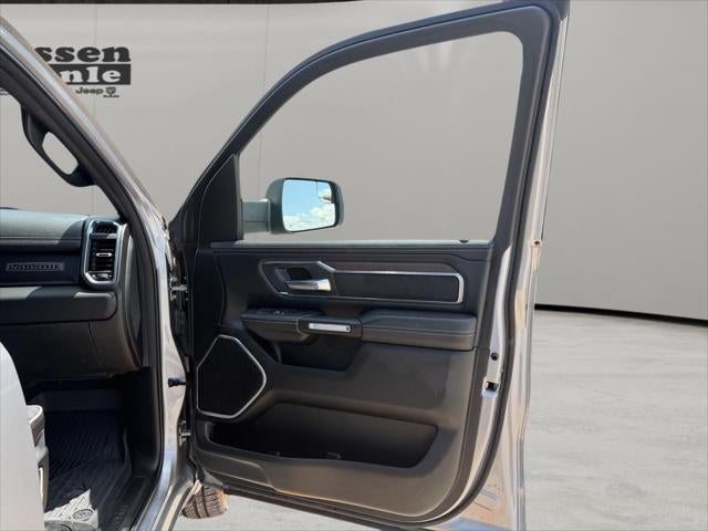 2025 RAM 1500 Laramie Crew Cab 4x4 5'7' Box