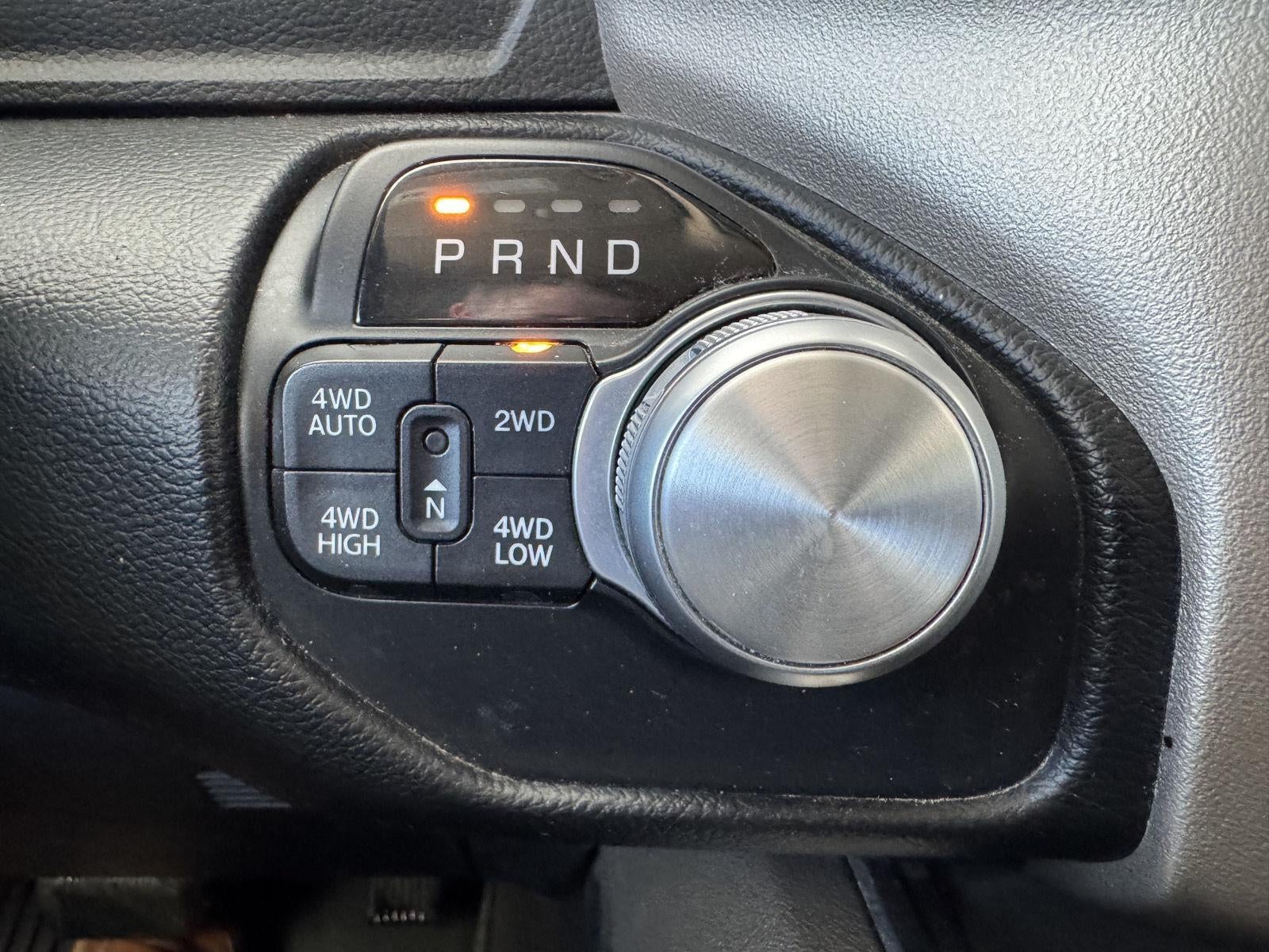 2019 RAM 1500 Laramie Crew Cab 4x4 5'7' Box