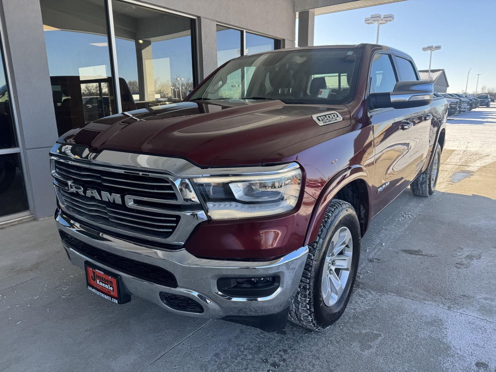 2019 RAM 1500 Laramie Crew Cab 4x4 5'7' Box