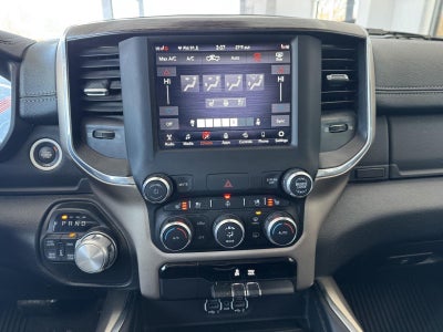 2019 RAM 1500 Laramie Crew Cab 4x4 5'7' Box