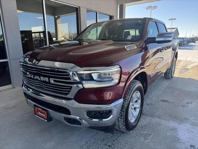2019 RAM 1500 Laramie Crew Cab 4x4 5'7' Box