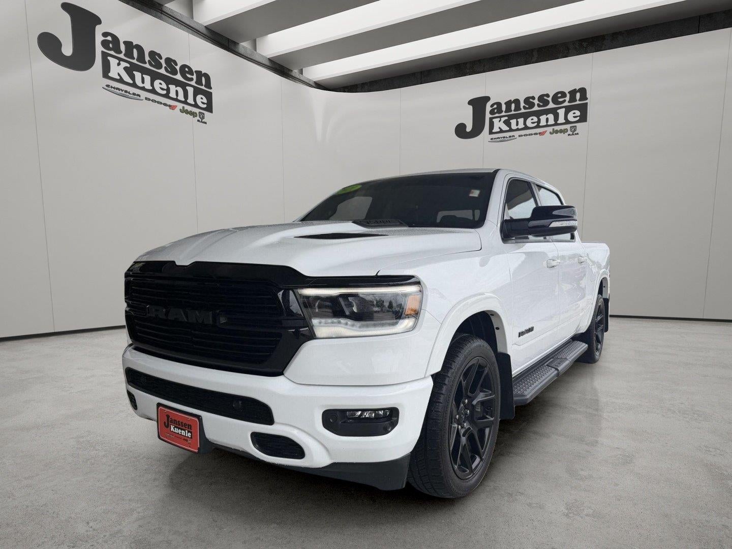 2021 RAM 1500 Laramie Crew Cab 4x4 5'7' Box