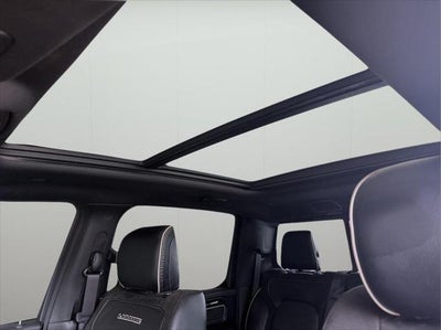 2021 RAM 1500 Laramie Crew Cab 4x4 5'7' Box