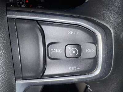 2022 RAM 1500 Laramie Crew Cab 4x4 5'7' Box