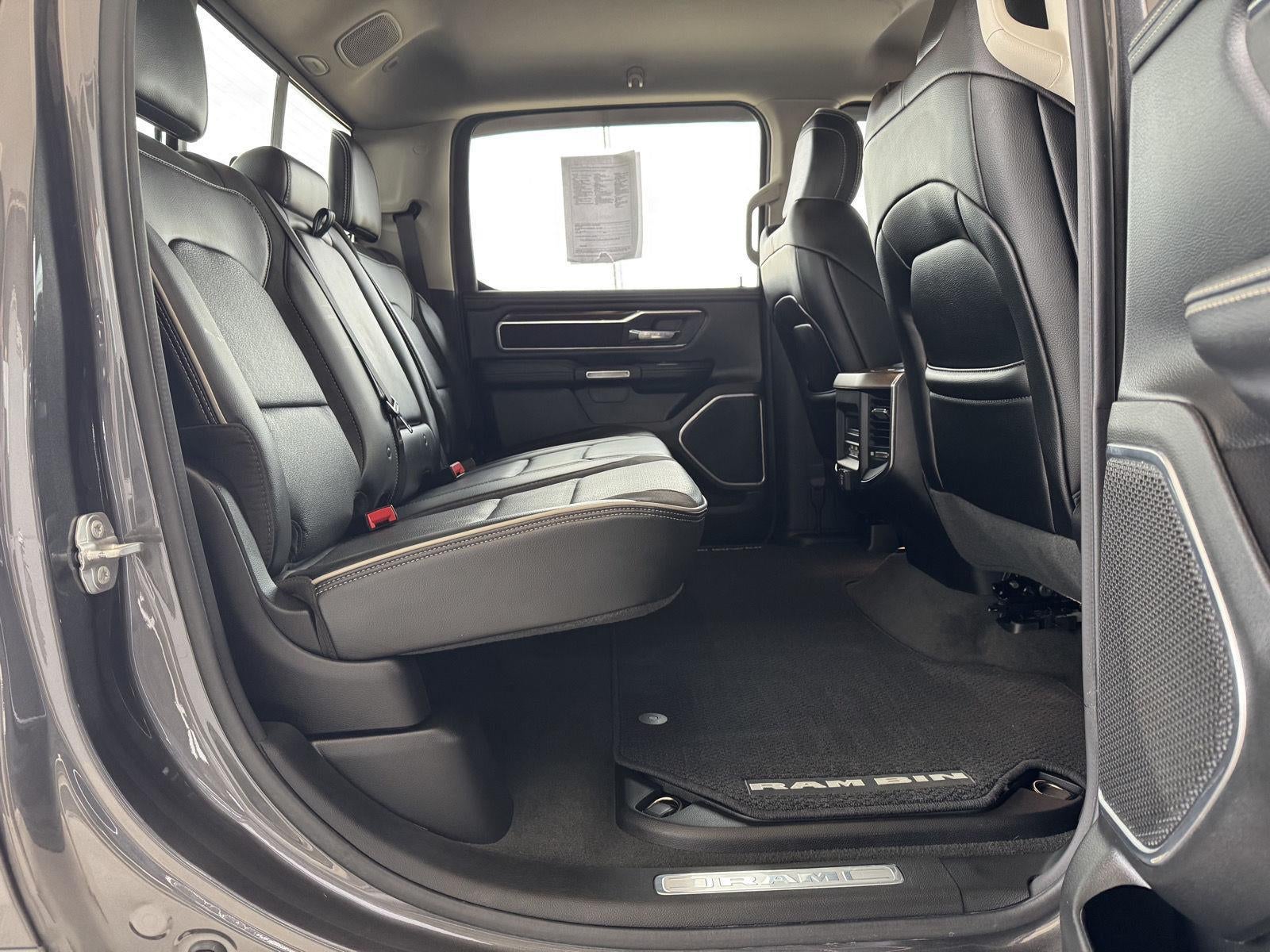 2022 RAM 1500 Laramie Crew Cab 4x4 5'7' Box