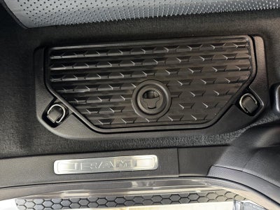 2022 RAM 1500 Laramie Crew Cab 4x4 5'7' Box