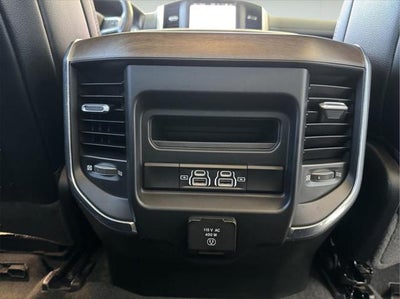 2022 RAM 1500 Laramie Crew Cab 4x4 5'7' Box