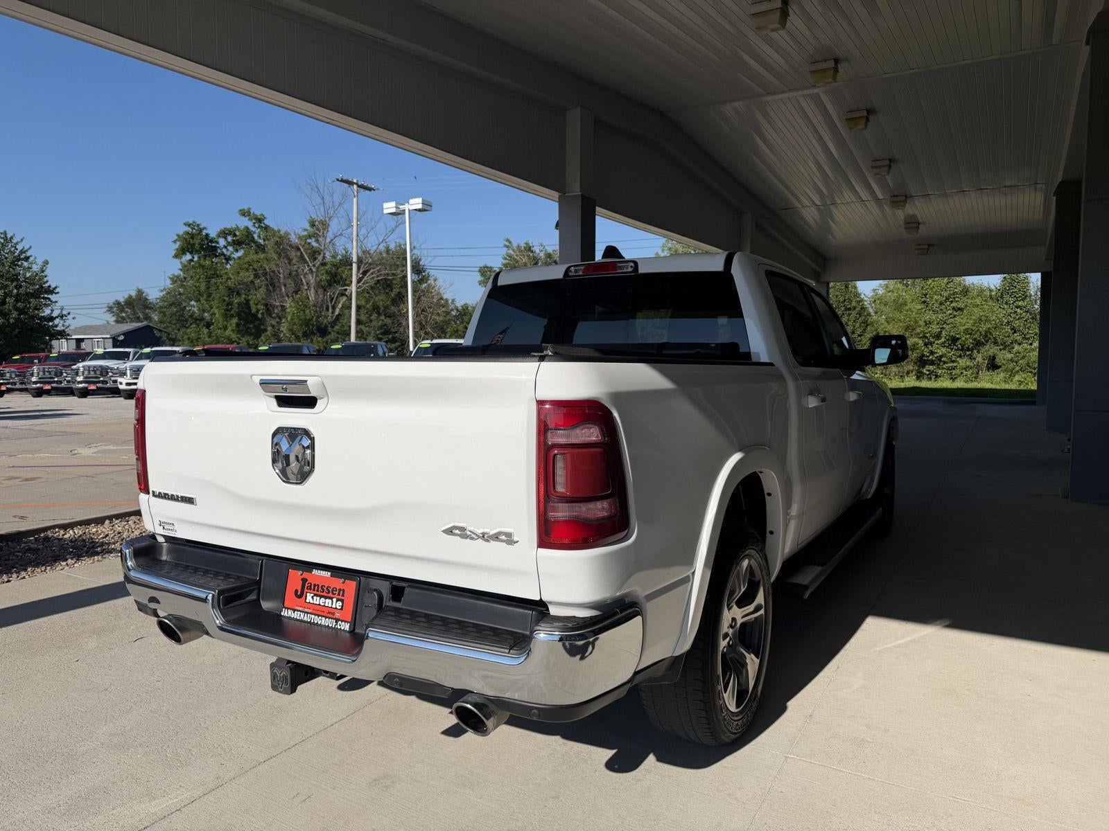 2022 RAM 1500 Laramie Crew Cab 4x4 5'7' Box
