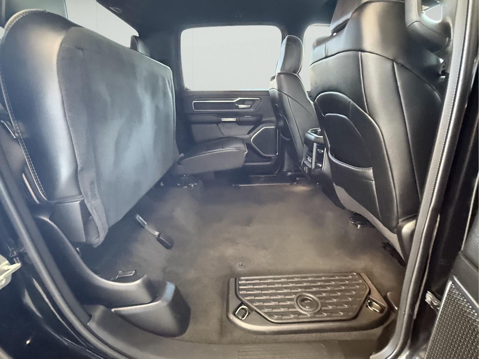2024 RAM 1500 Laramie Crew Cab 4x4 5'7' Box