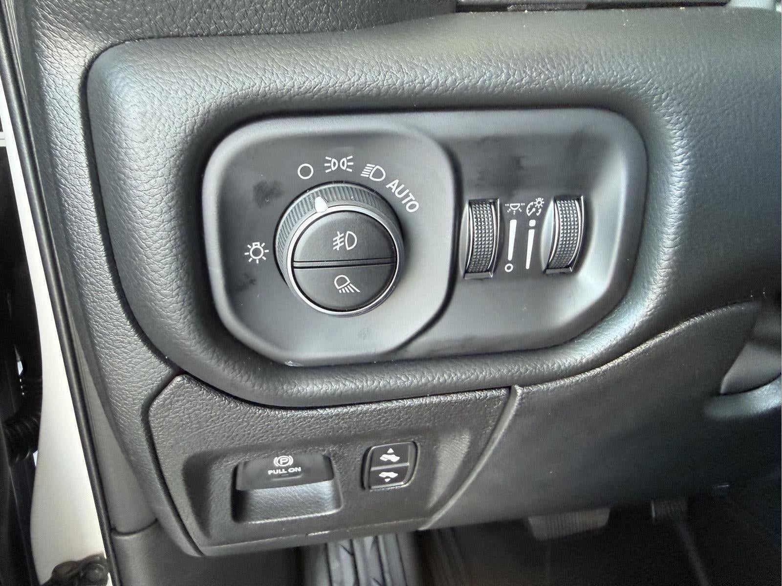 2027 RAM Ram 1500 RAM 1500 REBEL CREW CAB 4X4 5'7' BOX
