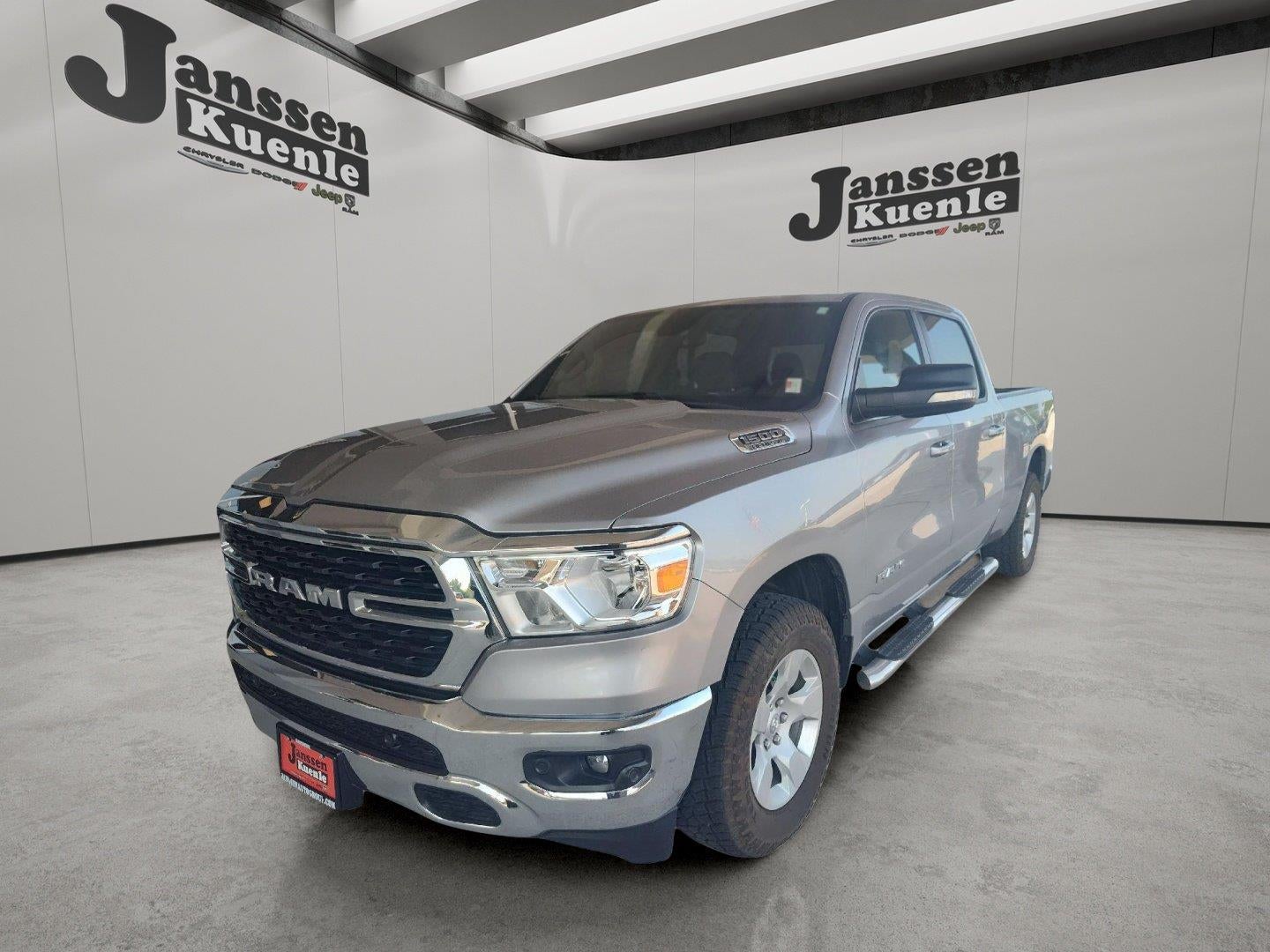 2022 RAM 1500 Big Horn Crew Cab 4x4 6'4' Box
