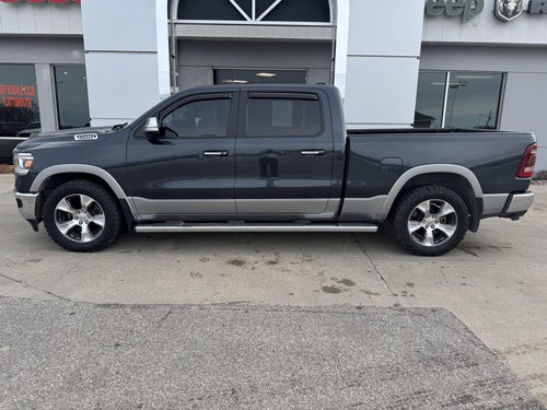 2019 RAM 1500 Laramie Crew Cab 4x4 6'4' Box