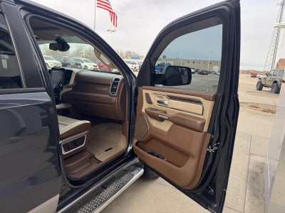 2019 RAM 1500 Laramie Crew Cab 4x4 6'4' Box