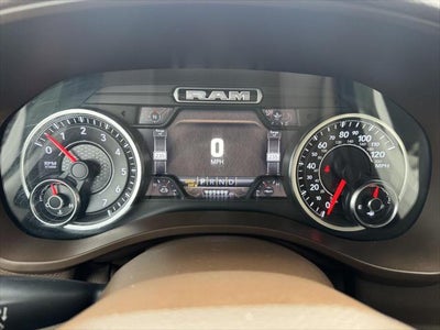 2019 RAM 1500 Laramie Crew Cab 4x4 6'4' Box