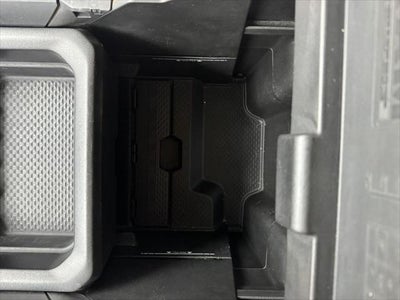 2019 RAM 1500 Laramie Crew Cab 4x4 6'4' Box