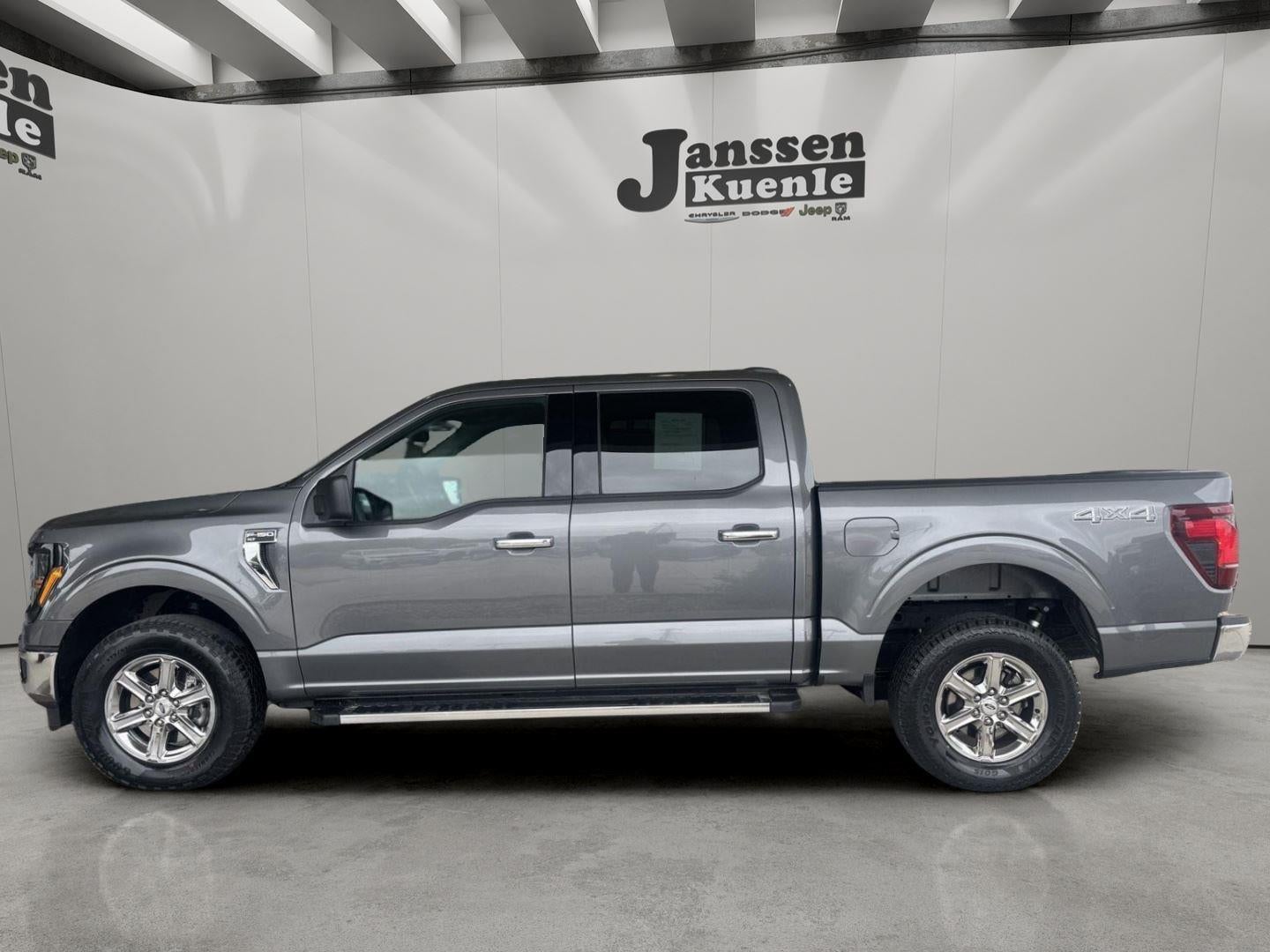 2025 Ford F-150 XLT