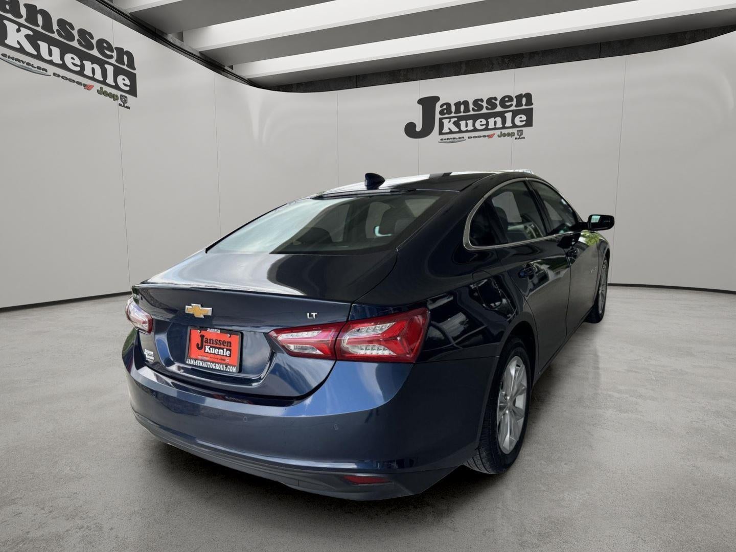 2021 Chevrolet Malibu FWD LT