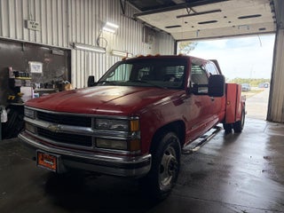 2000 Chevrolet C3500 Chassis 4dr 168.5' WB