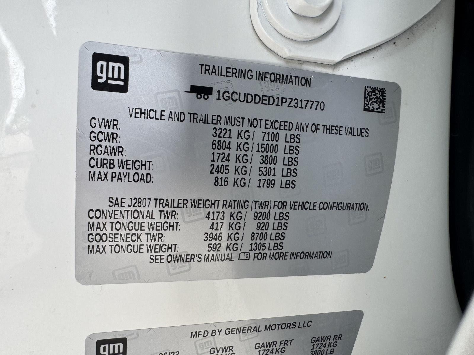 2023 Chevrolet Silverado 1500 4WD Crew Cab Standard Bed LT