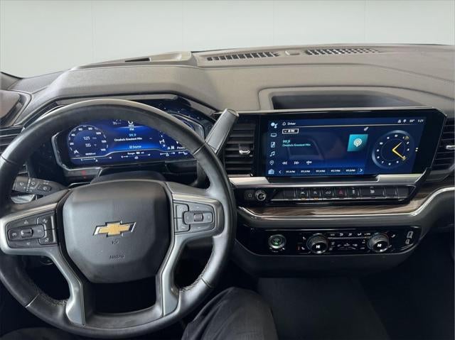 2023 Chevrolet Silverado 1500 4WD Crew Cab Standard Bed LT