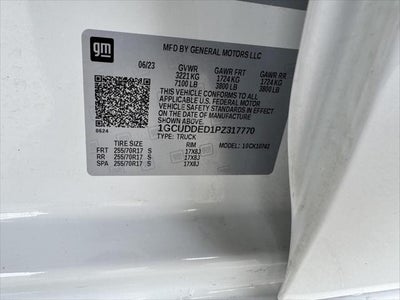 2023 Chevrolet Silverado 1500 4WD Crew Cab Standard Bed LT