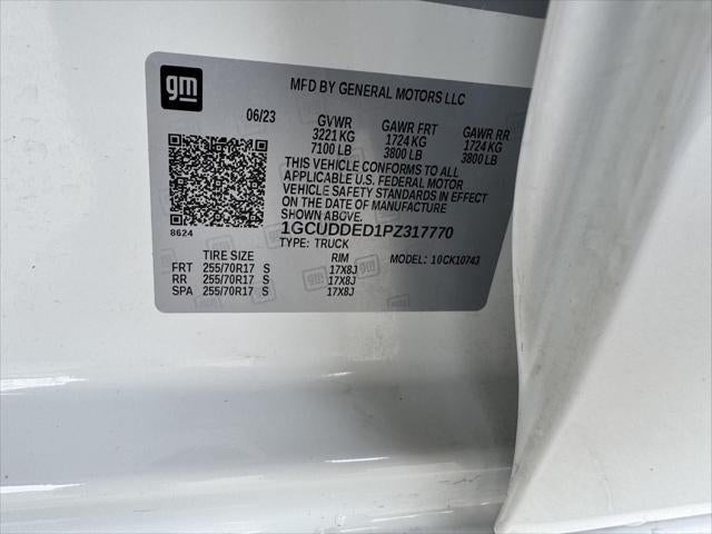 2023 Chevrolet Silverado 1500 4WD Crew Cab Standard Bed LT