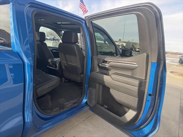 2022 Chevrolet Silverado 1500 4WD Crew Cab Short Bed LTZ