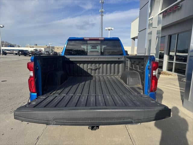 2022 Chevrolet Silverado 1500 4WD Crew Cab Short Bed LTZ