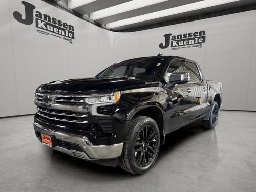 2022 Chevrolet Silverado 1500 4WD Crew Cab Short Bed LTZ