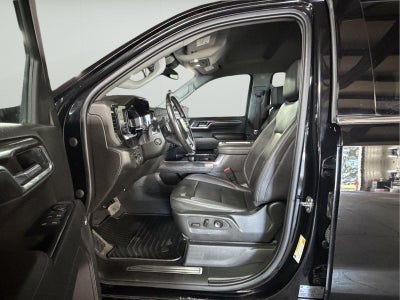 2022 Chevrolet Silverado 1500 4WD Crew Cab Short Bed LTZ