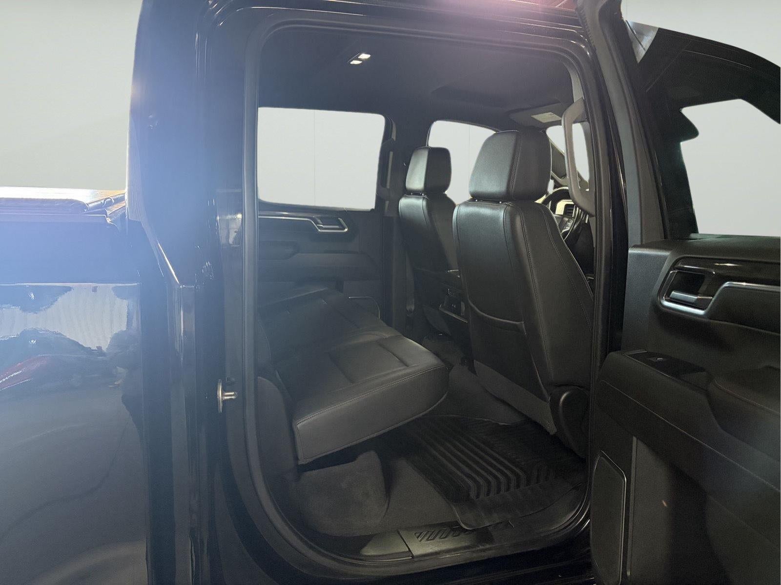 2022 Chevrolet Silverado 1500 4WD Crew Cab Short Bed LTZ