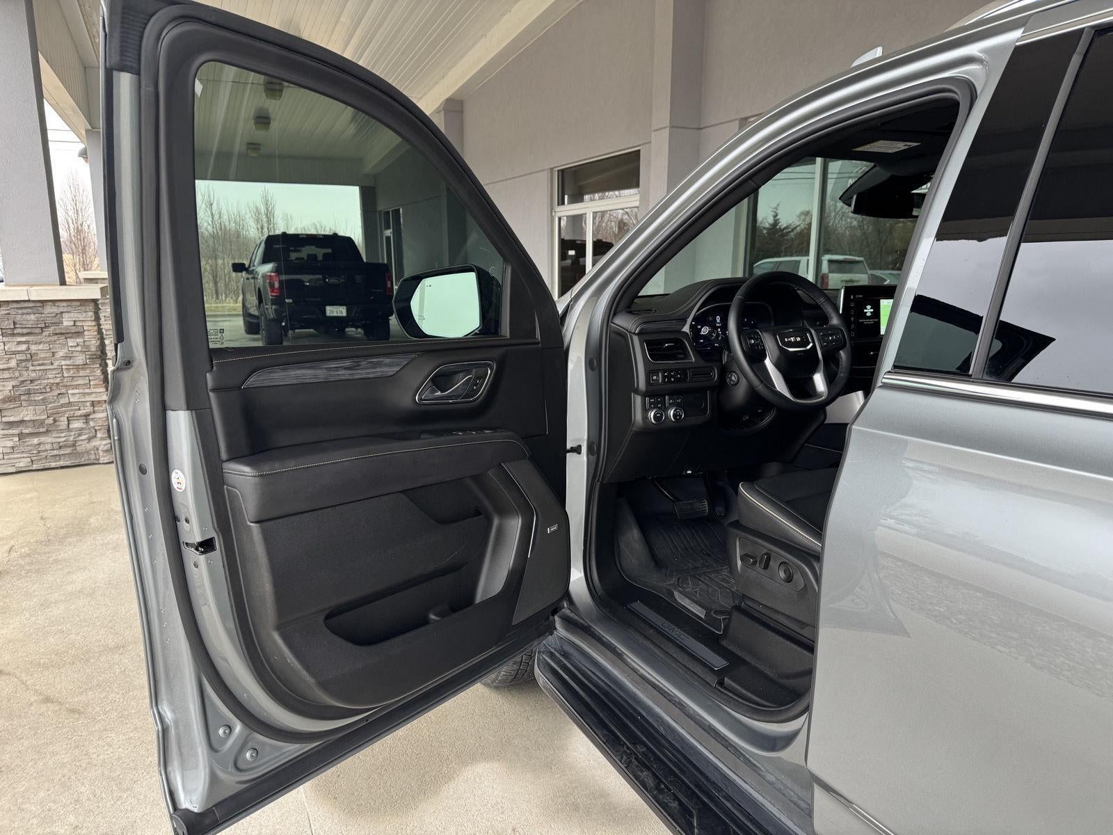 2023 GMC Yukon 4WD SLT