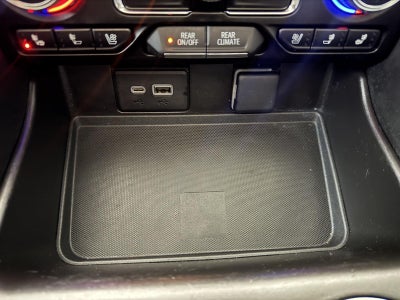 2023 GMC Yukon 4WD SLT