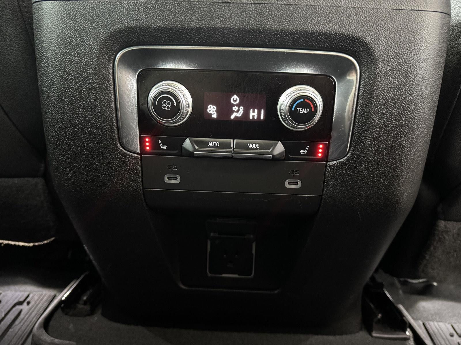 2023 GMC Yukon 4WD SLT