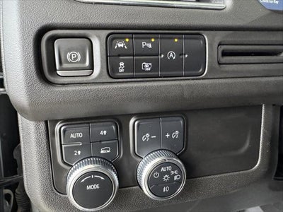 2023 GMC Yukon 4WD SLT