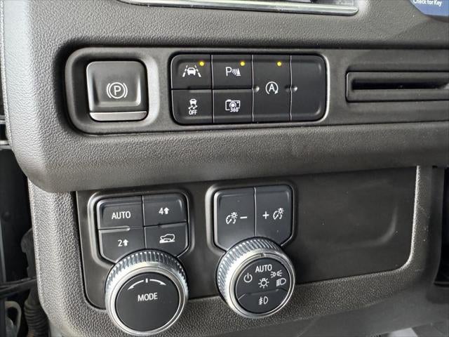 2023 GMC Yukon 4WD SLT