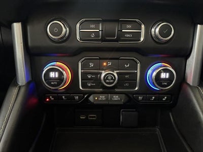 2023 GMC Yukon 4WD SLT