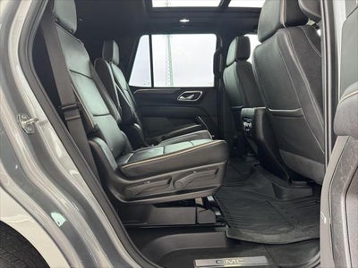 2023 GMC Yukon 4WD SLT