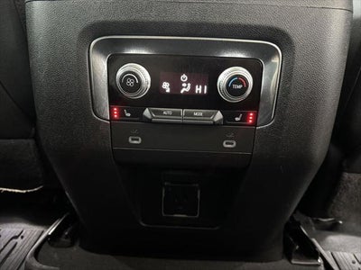 2023 GMC Yukon 4WD SLT