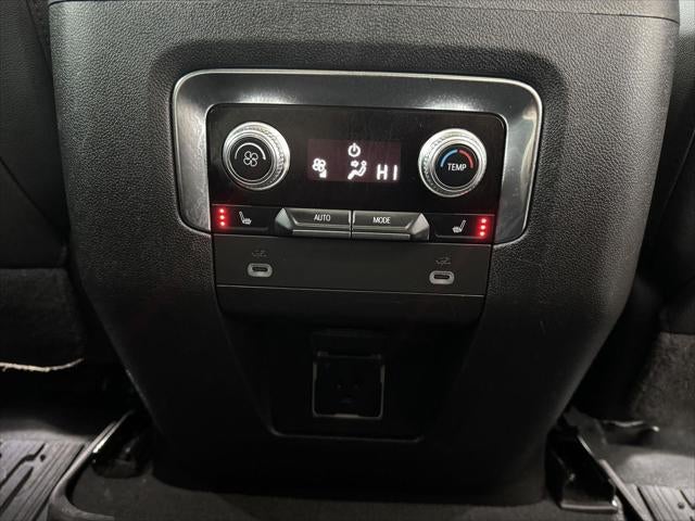 2023 GMC Yukon 4WD SLT