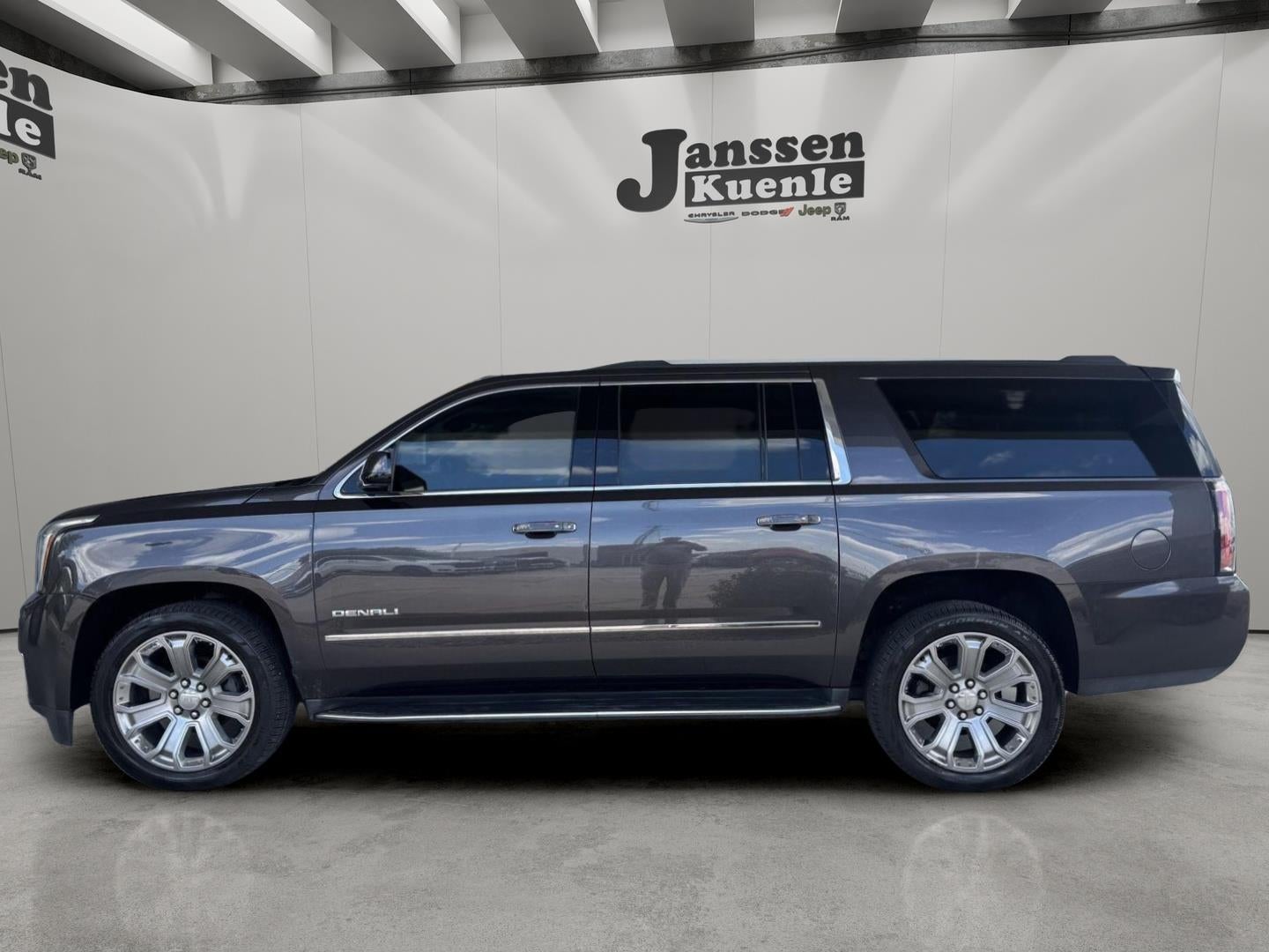 2017 GMC Yukon XL Denali