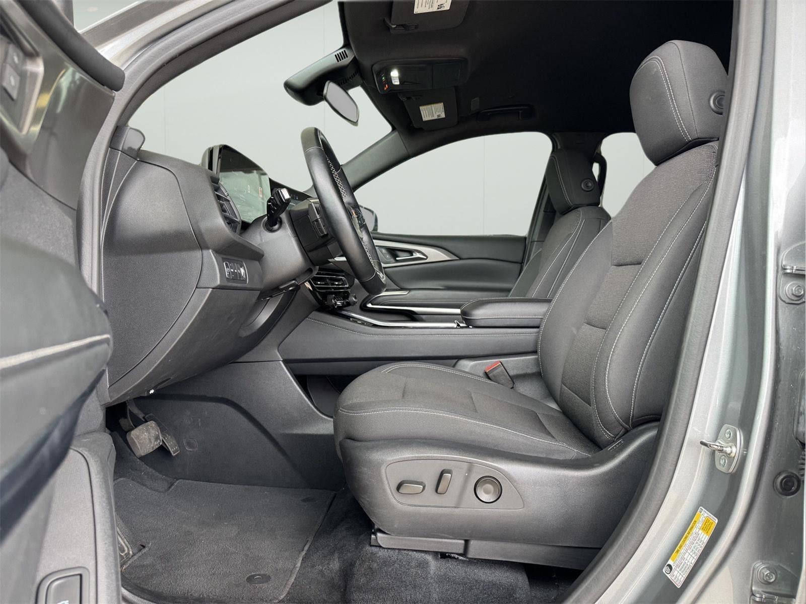 2024 Chevrolet Traverse AWD LT