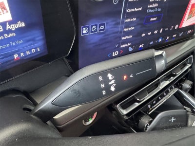 2024 Chevrolet Traverse AWD LT