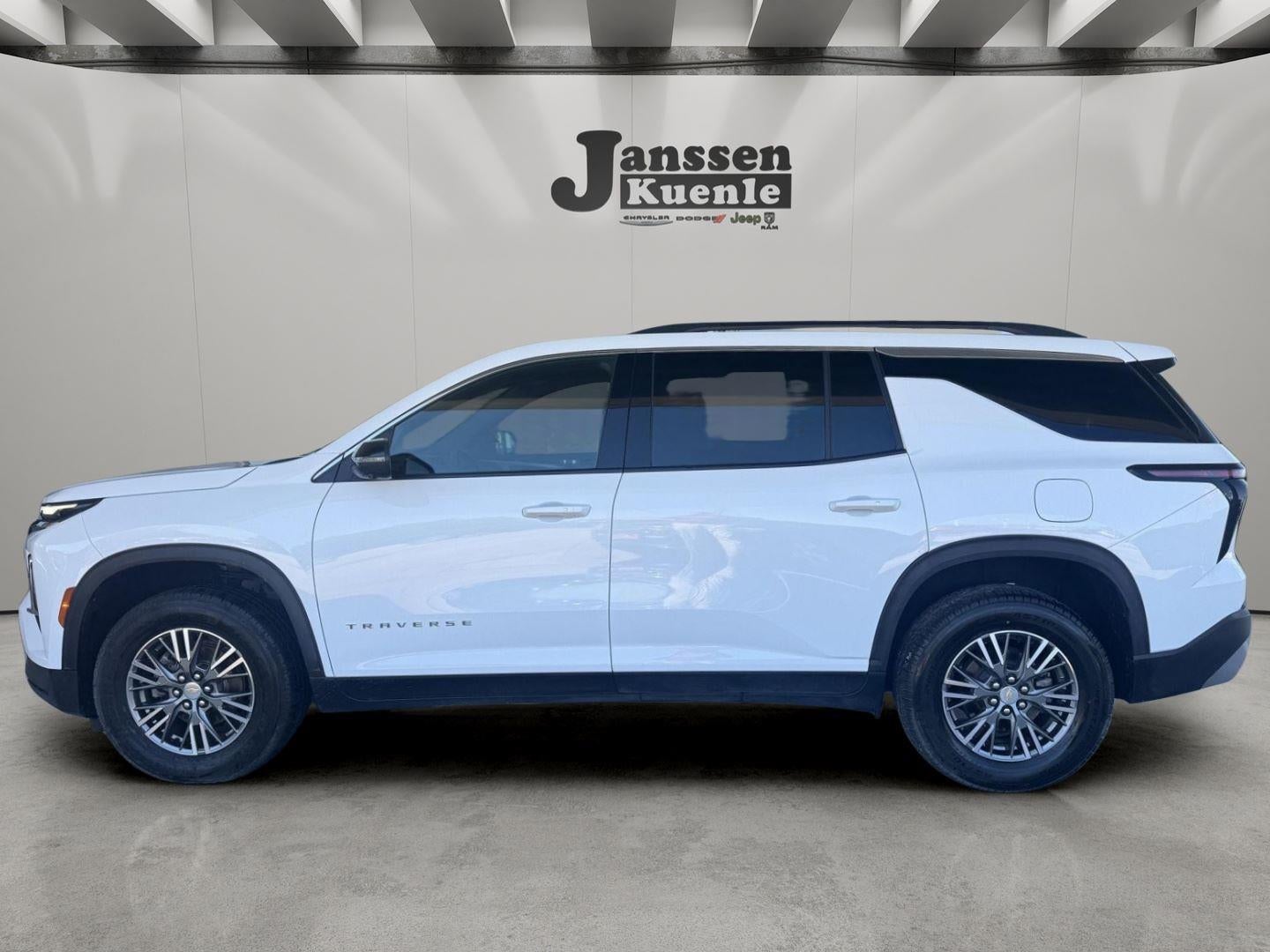 2024 Chevrolet Traverse AWD LT