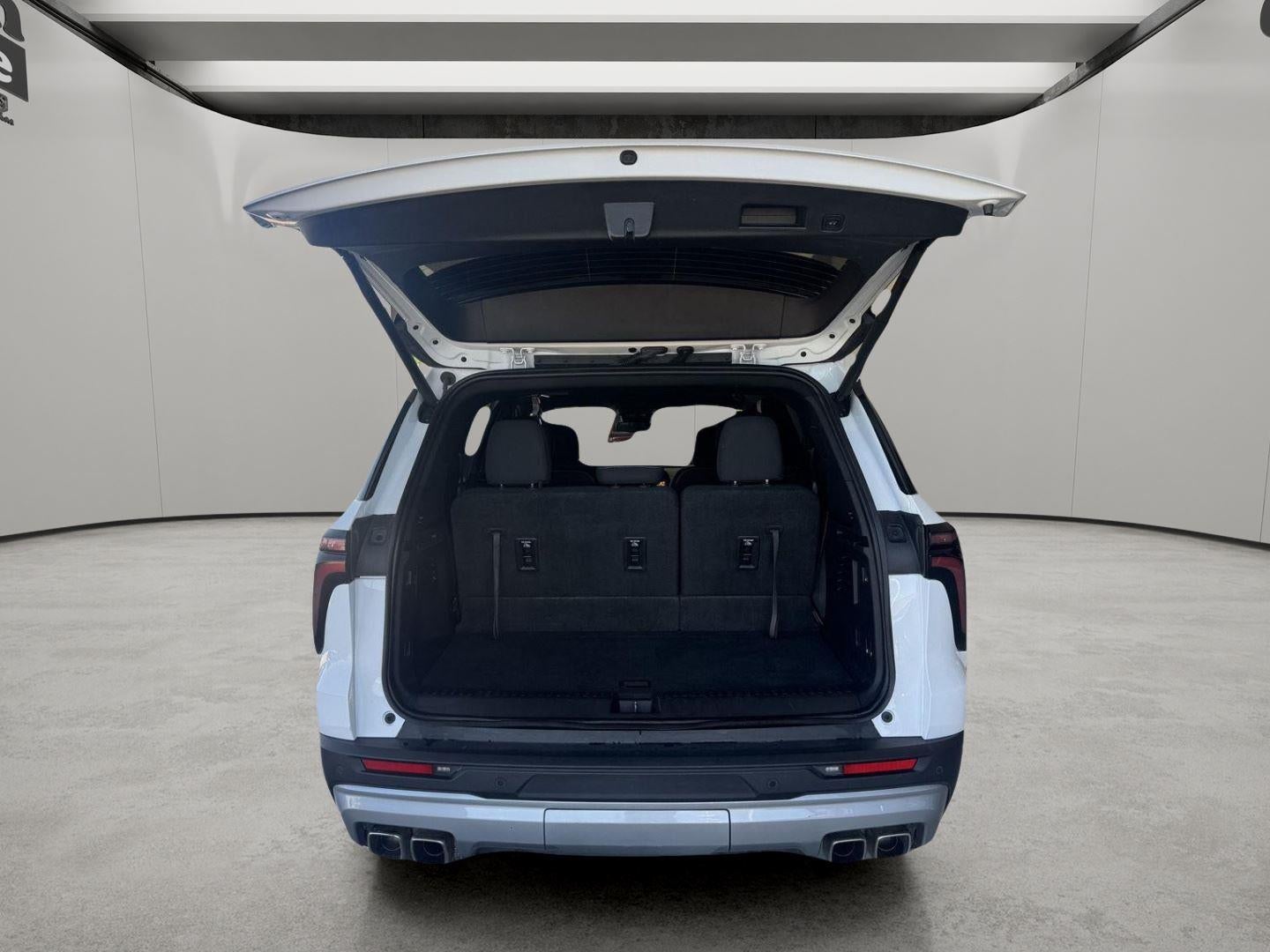 2024 Chevrolet Traverse AWD LT