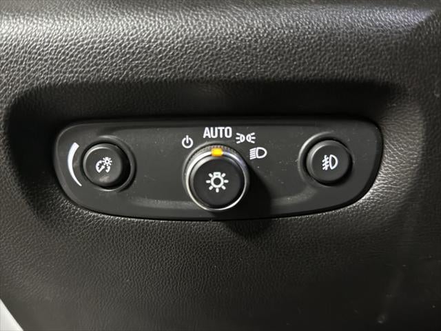 2020 Chevrolet Traverse AWD LT Cloth